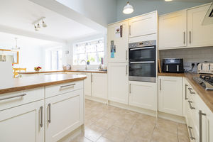 Kitchen/ Diner- click for photo gallery